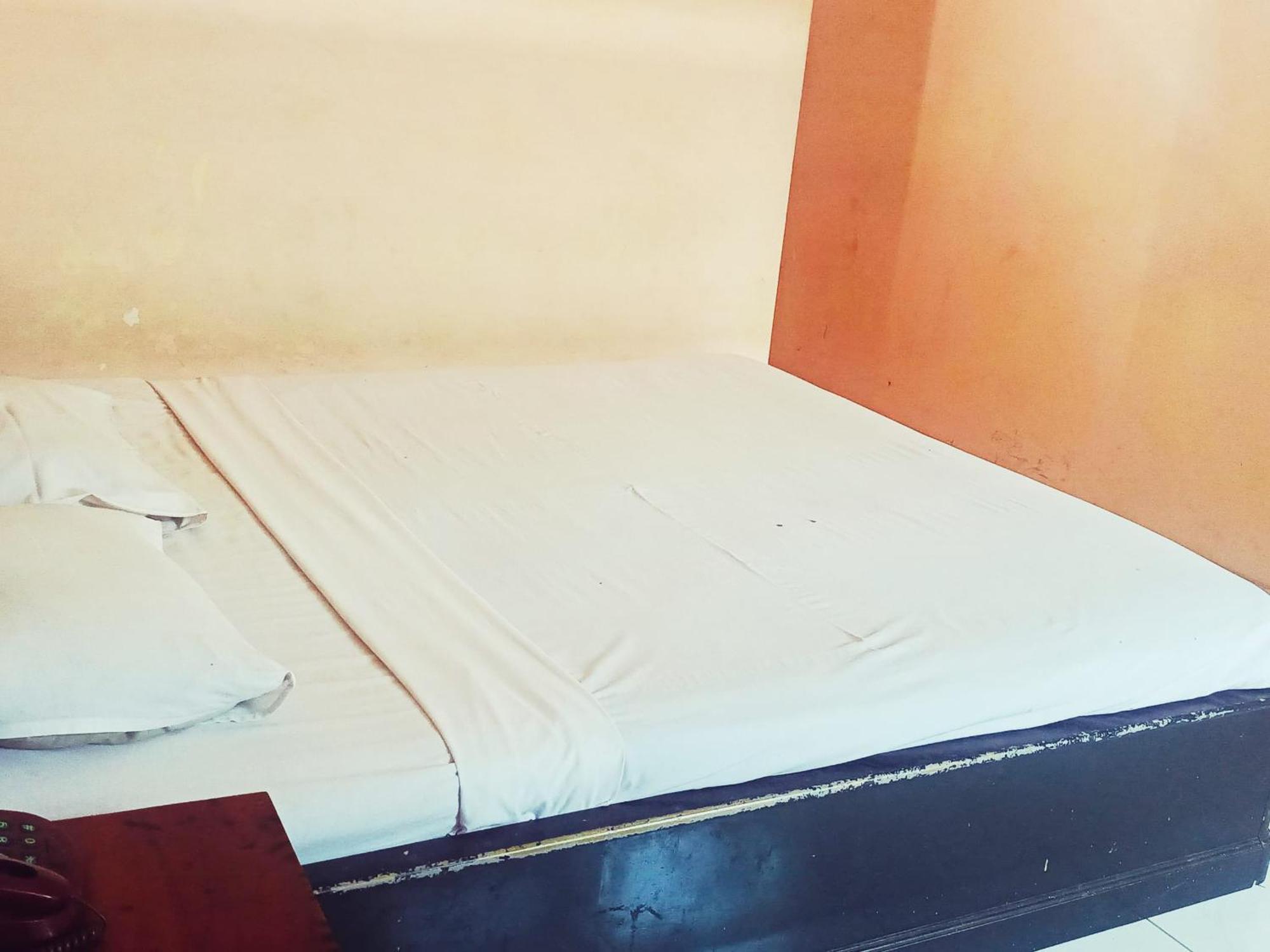 Hotel Wijaya Purwokerto Exterior foto